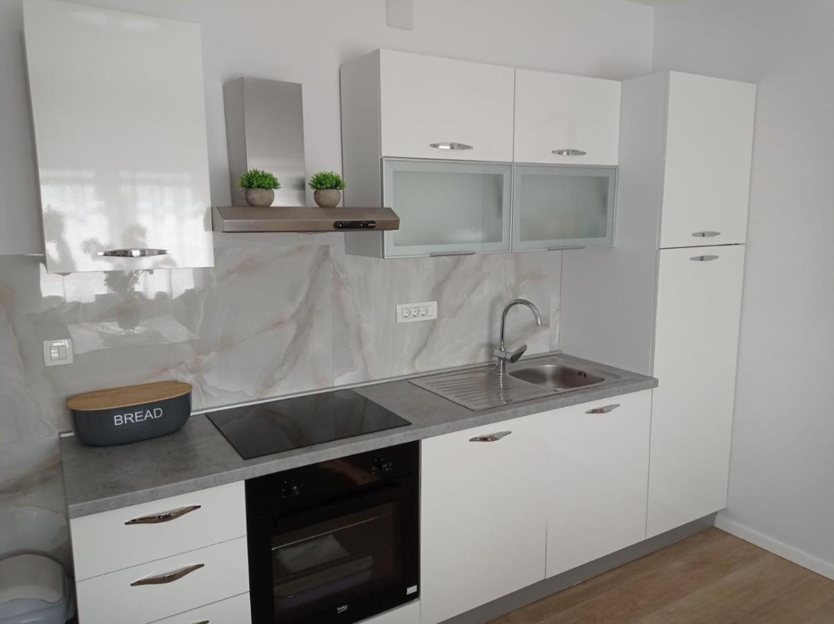 Apartman Franc S Vir Exterior foto